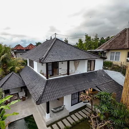 Putri Salju Villa By Evdekimi Ubud Eksteriør billede